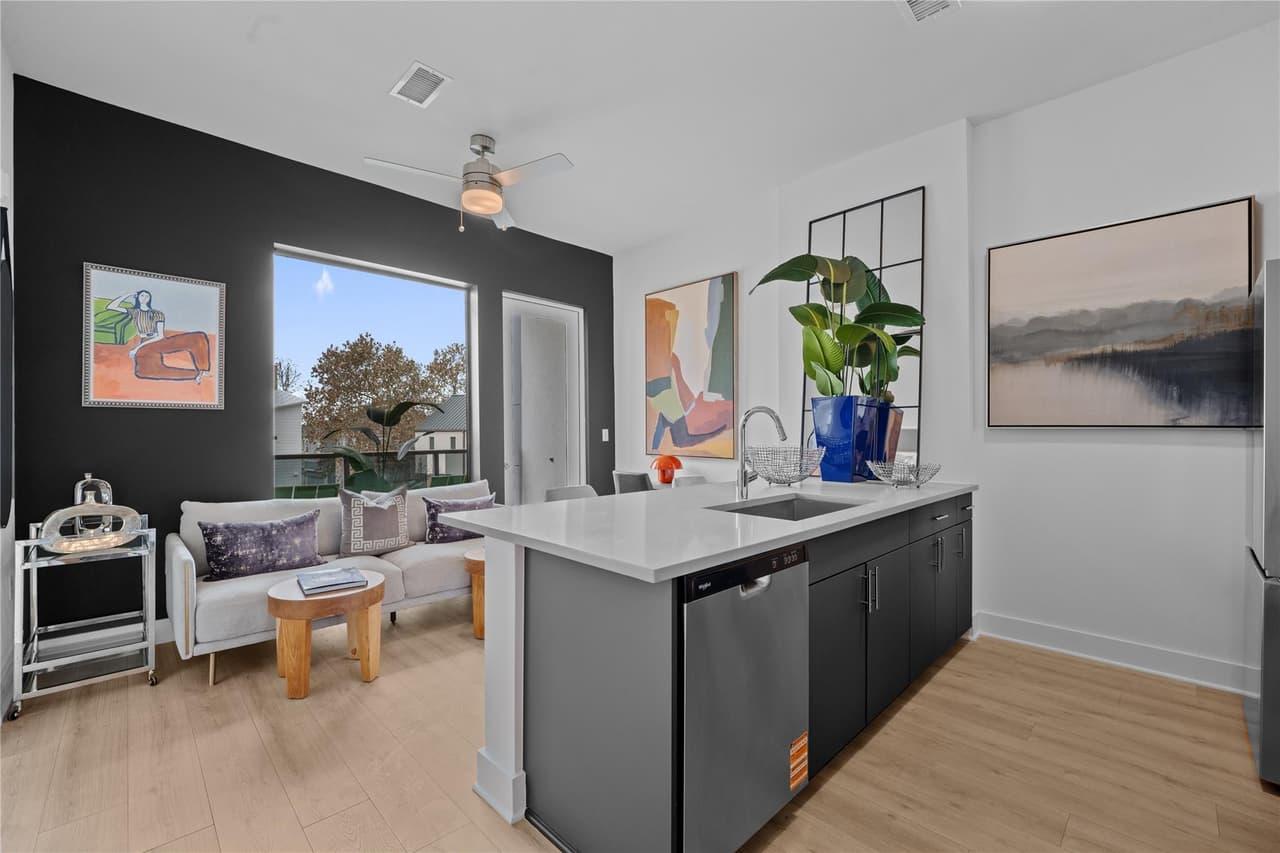 3900  Berkman Dr  #301 photo 2