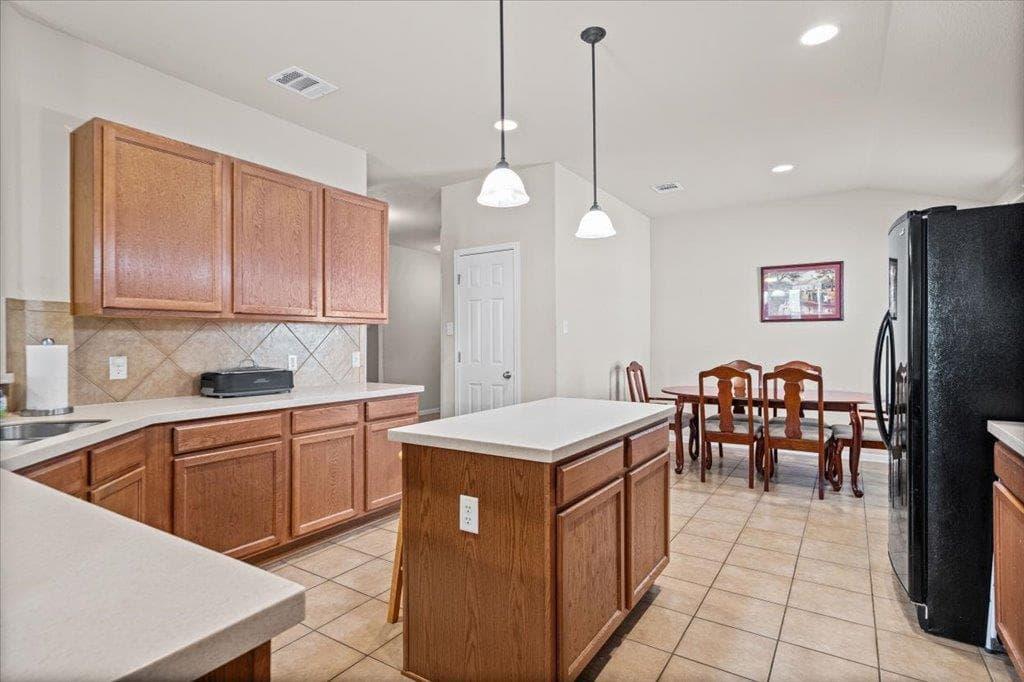 12008  Lansdowne Rd photo 5