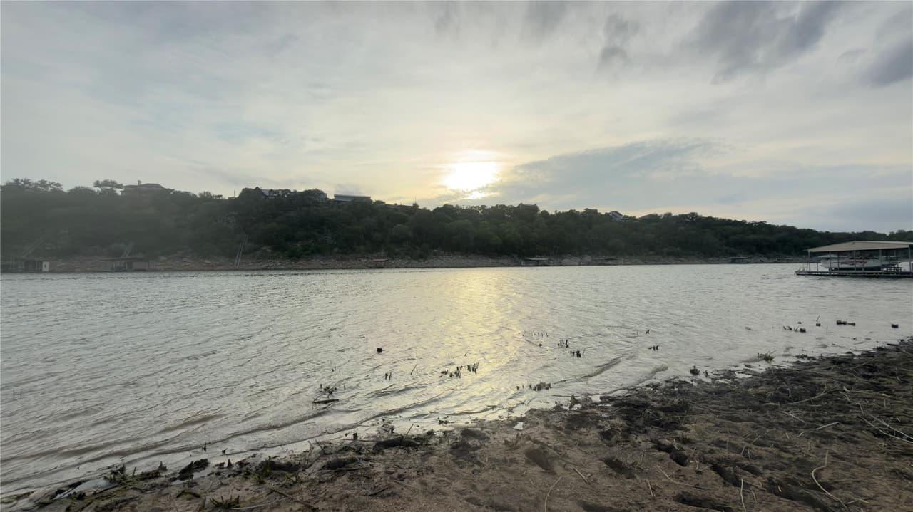 25113  Lake View Dr photo 2