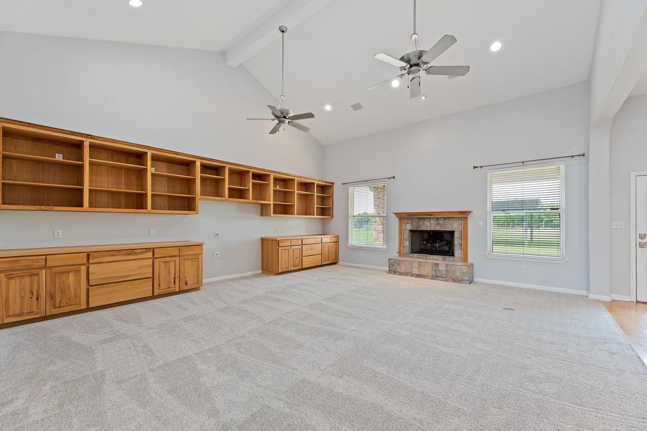 221  Mustang Mesa None photo 4