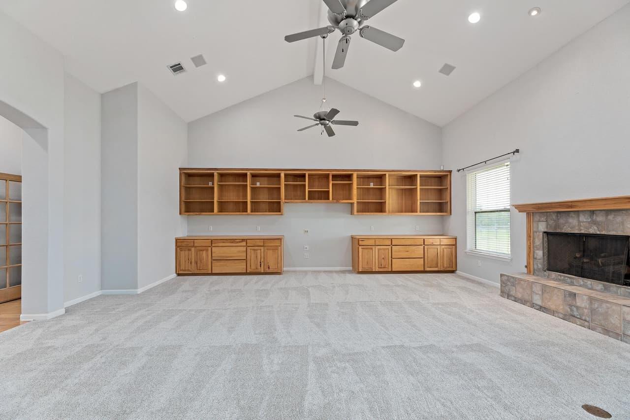 221  Mustang Mesa None photo 5