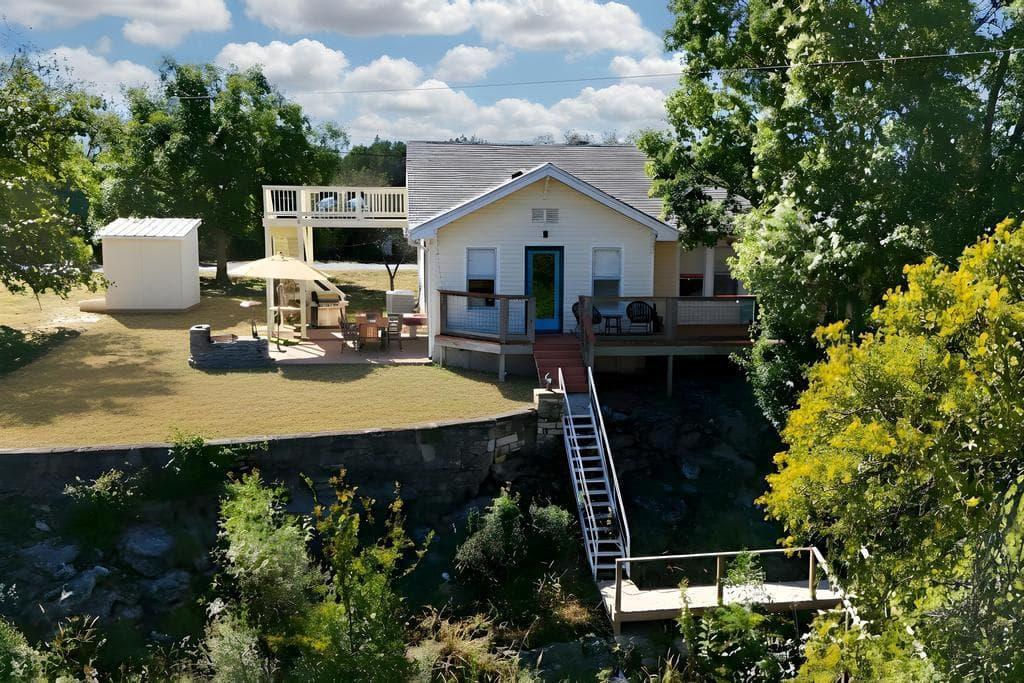 1025  Lake Shore Dr photo 5