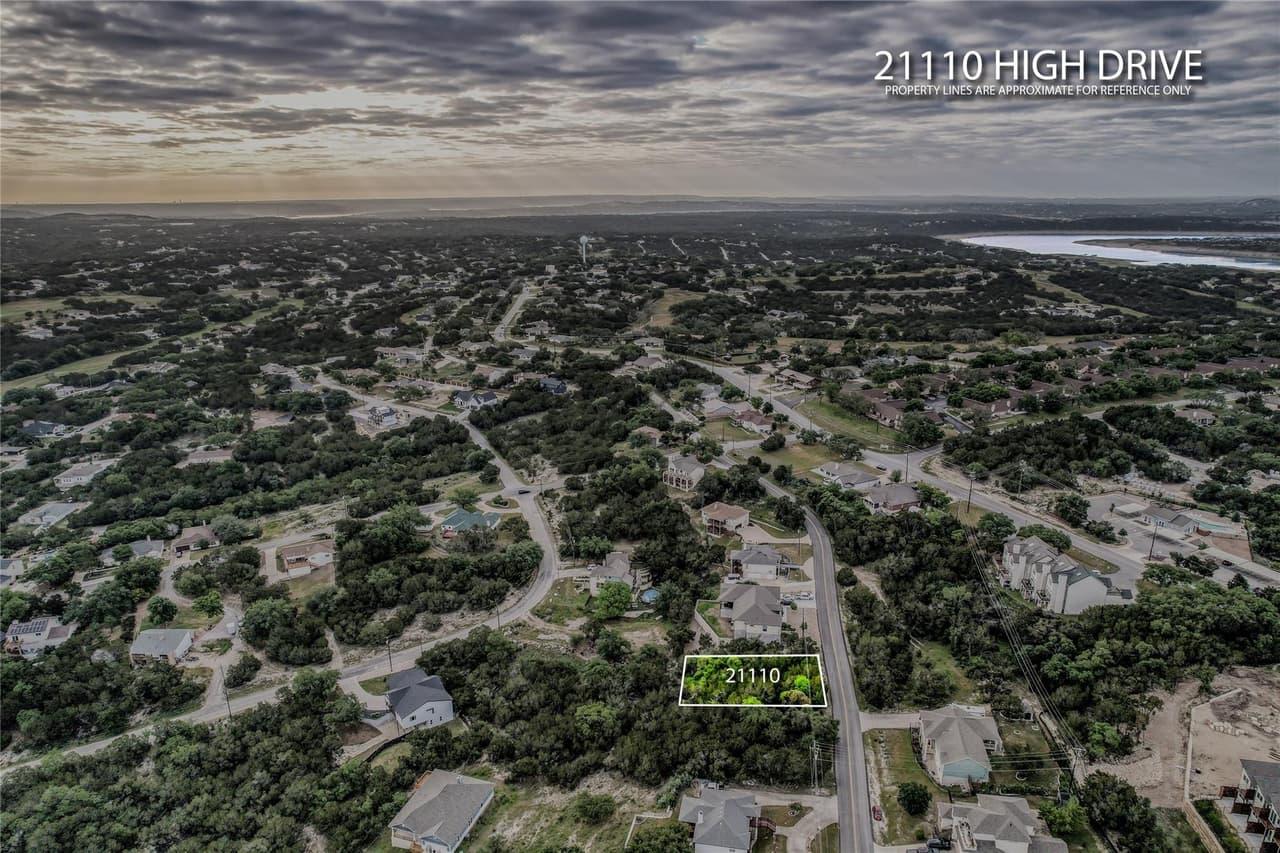 21110  High Dr photo 3