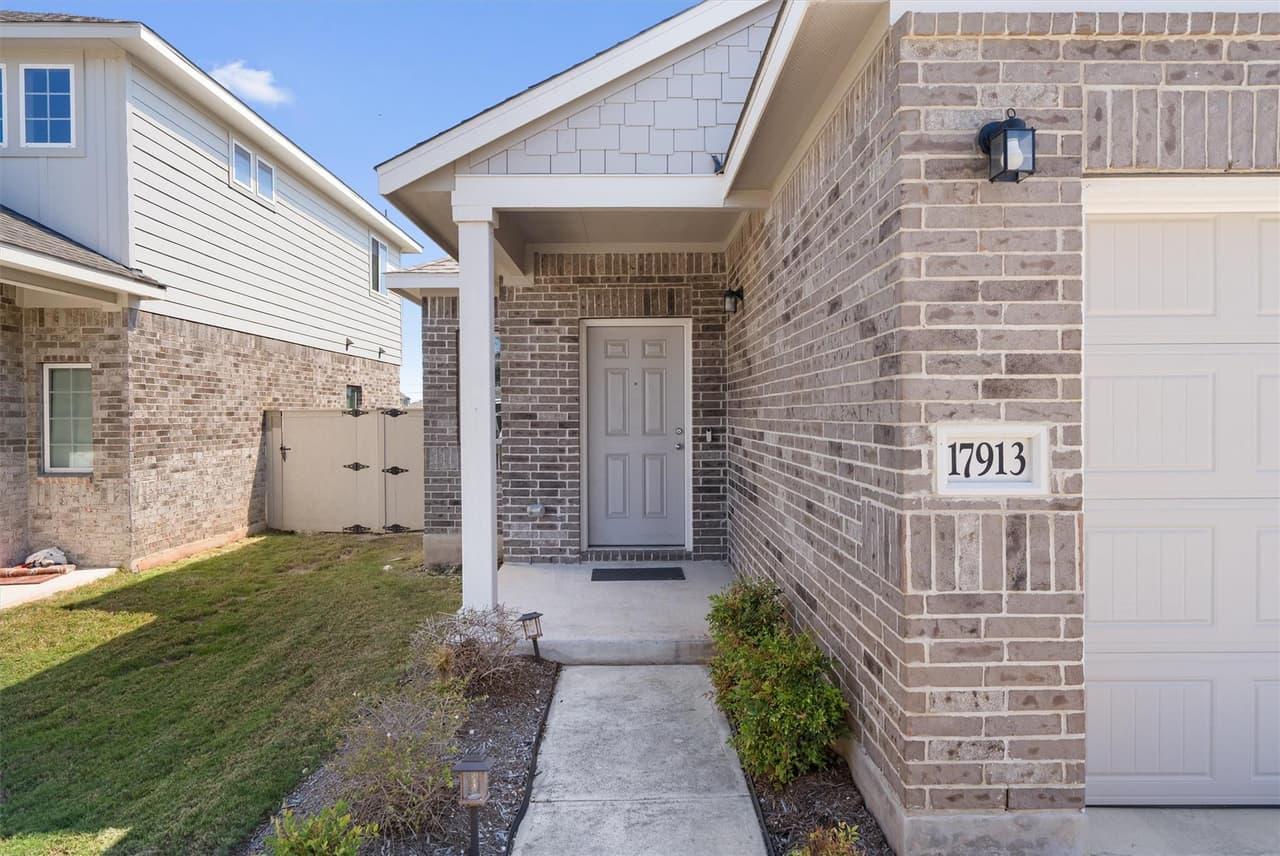 17913  Cipresso Way photo 5
