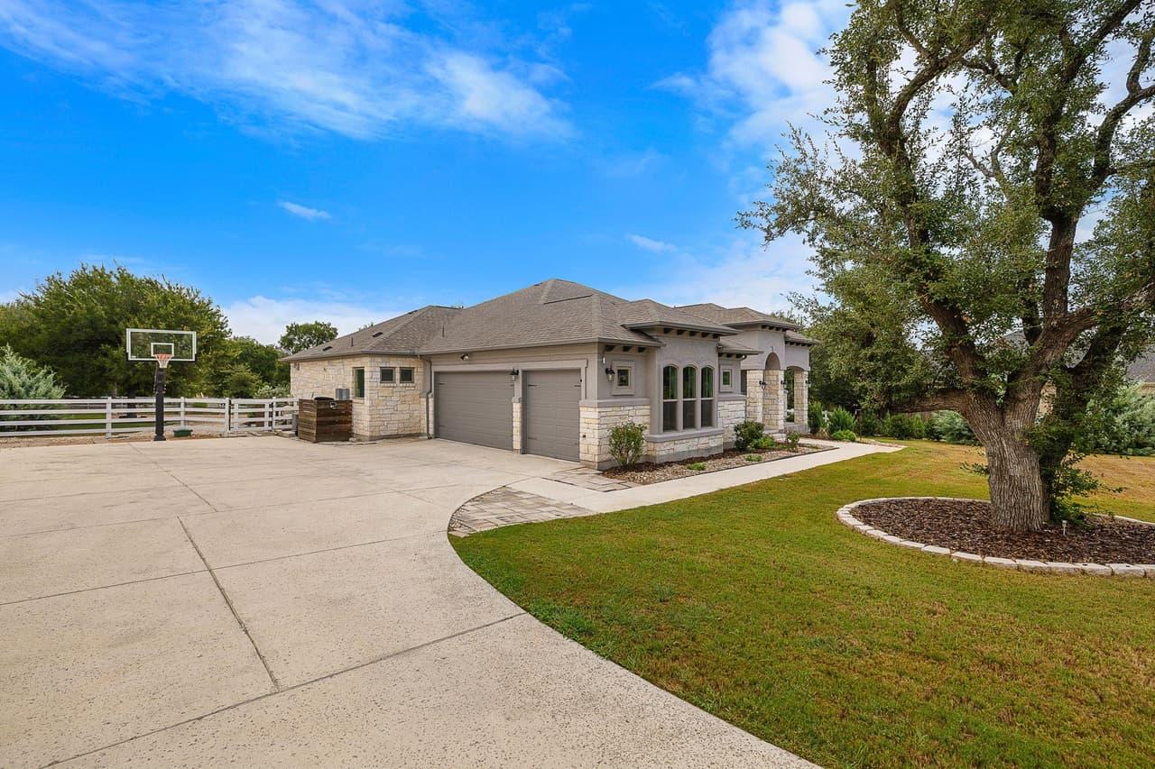 128  Stag Leap Ct photo 4