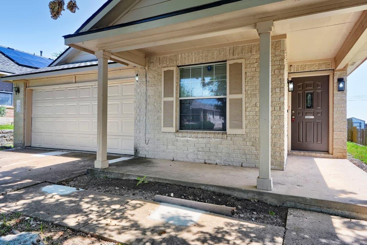 140  Plumbago Cv photo 3