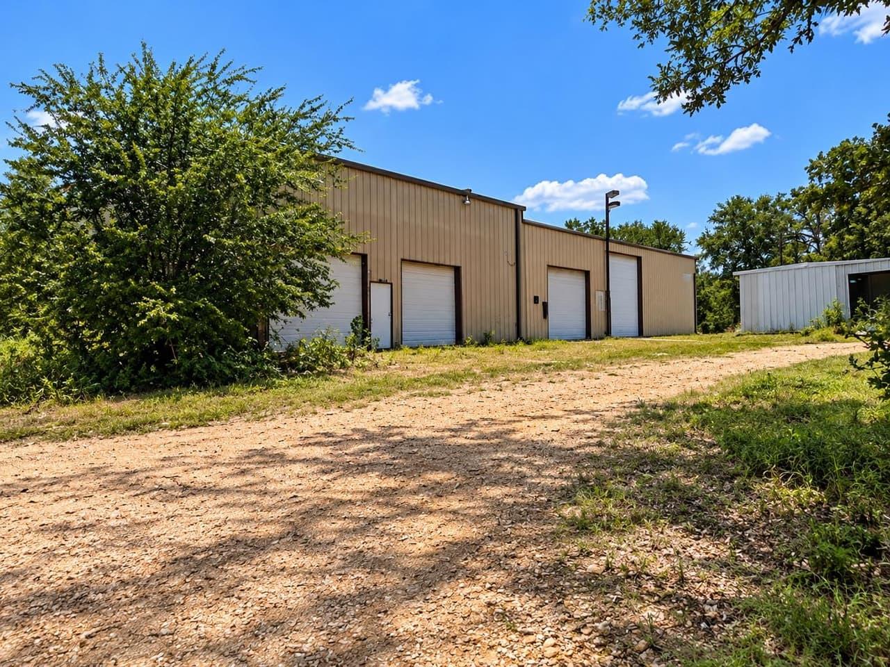 1045 W SH 71 Hwy photo 4