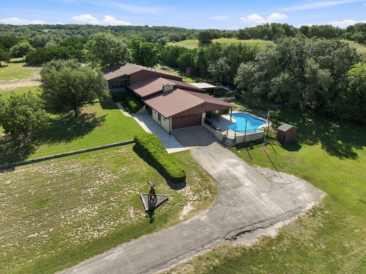 606  Rolling Hills Rd