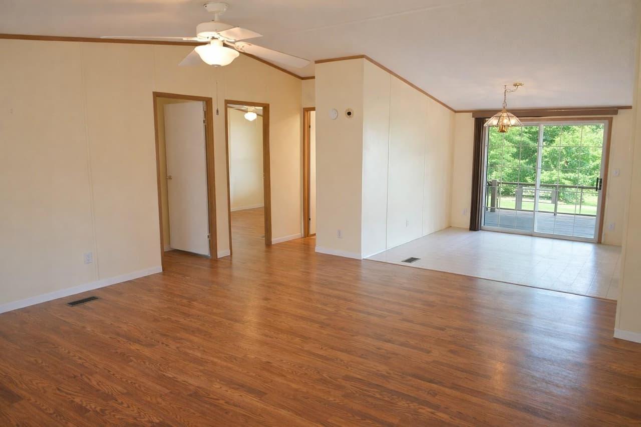 114  Shady Circle Dr photo 6