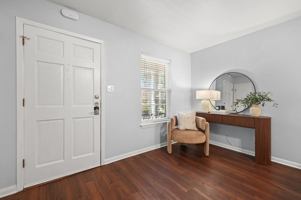 1240  Barton Hills Dr  #116 photo 3