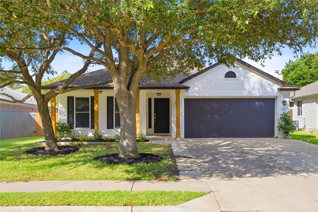4425  Chickasaw Ct