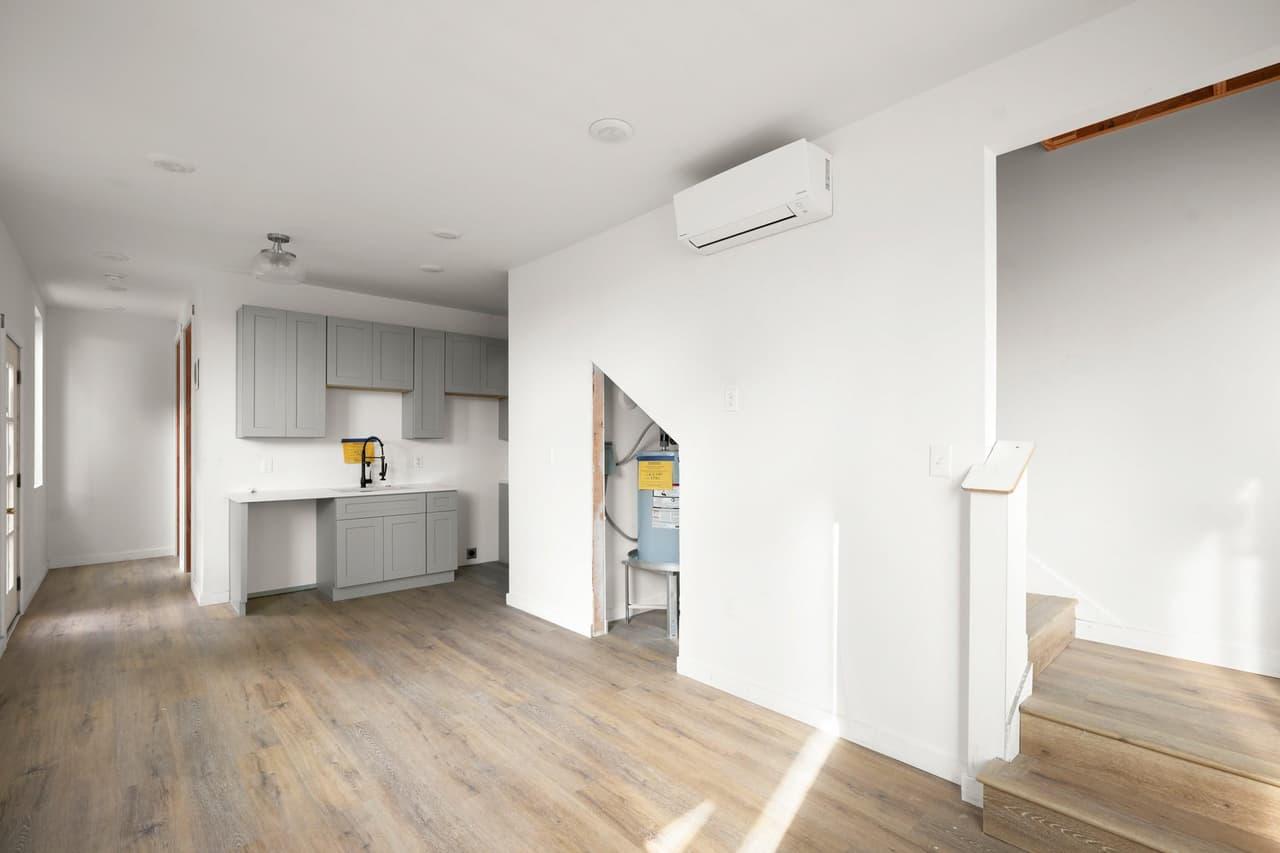 1706  Redd St  #2 photo 3