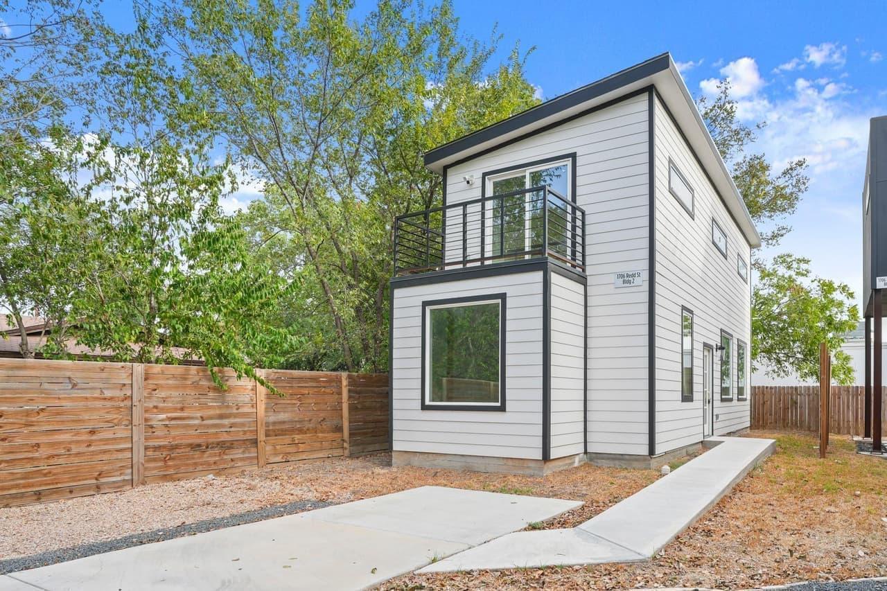1706  Redd St  #2 photo 6