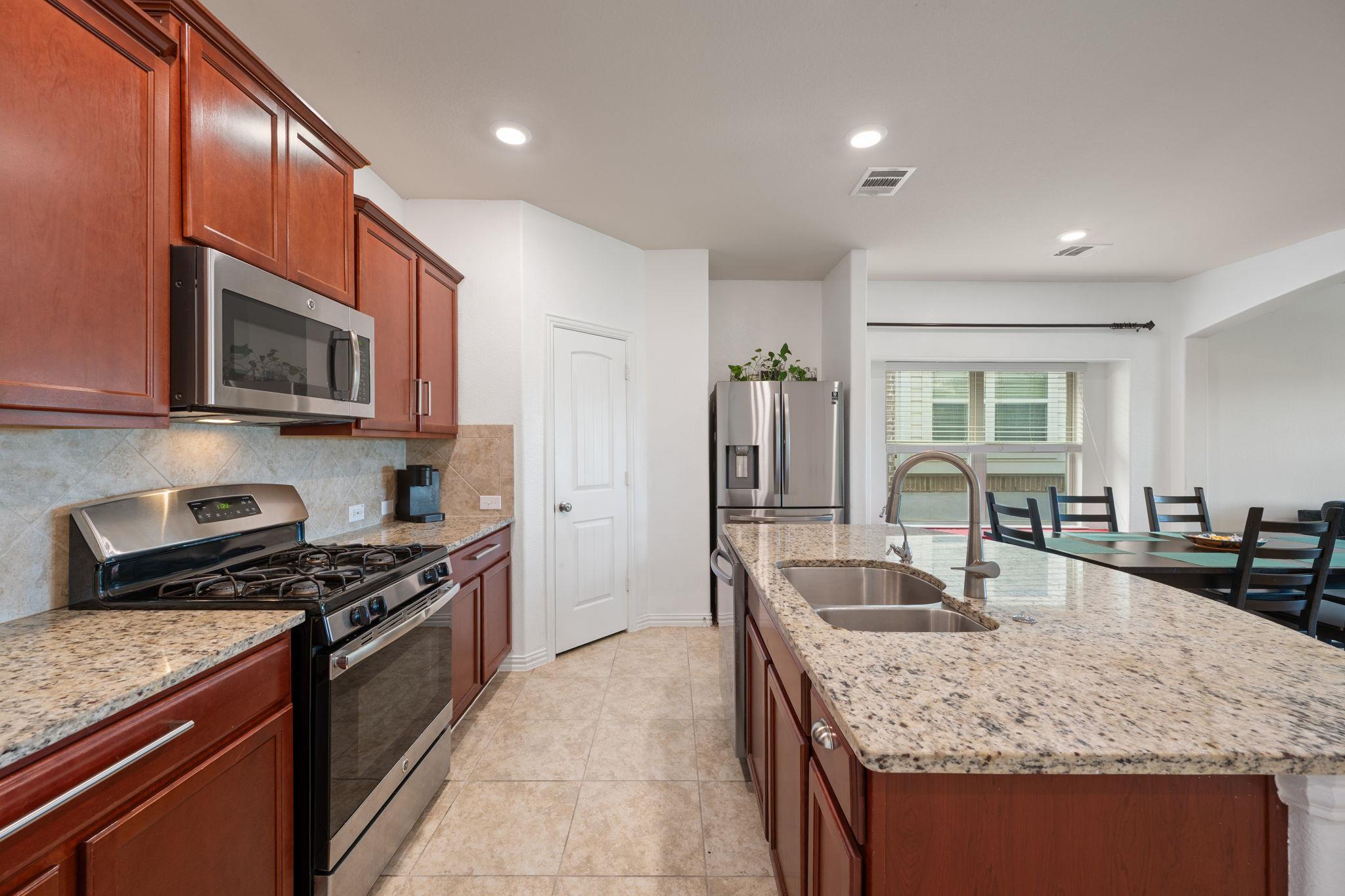 1108  Oblique Dr  #31 photo 4