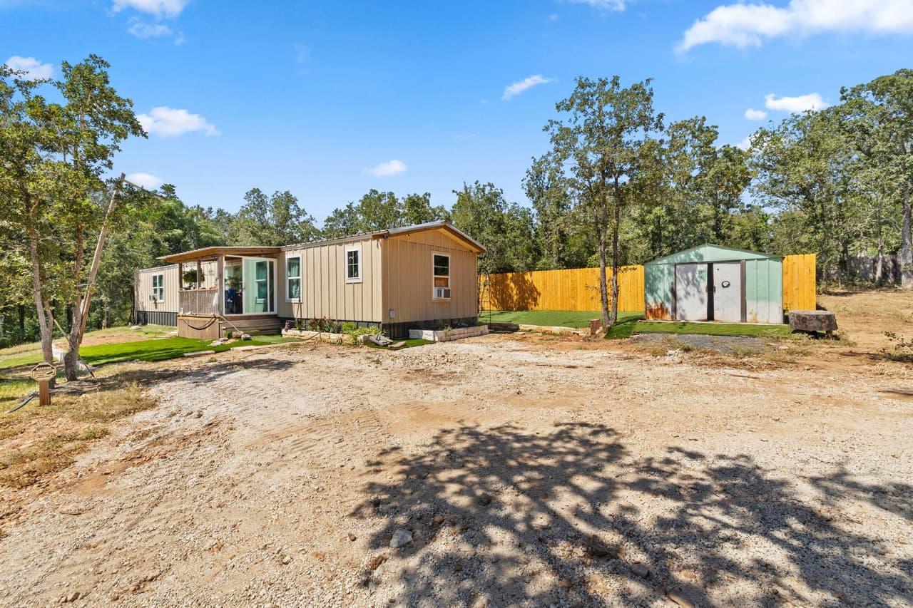 215  Sayers Dr photo 3