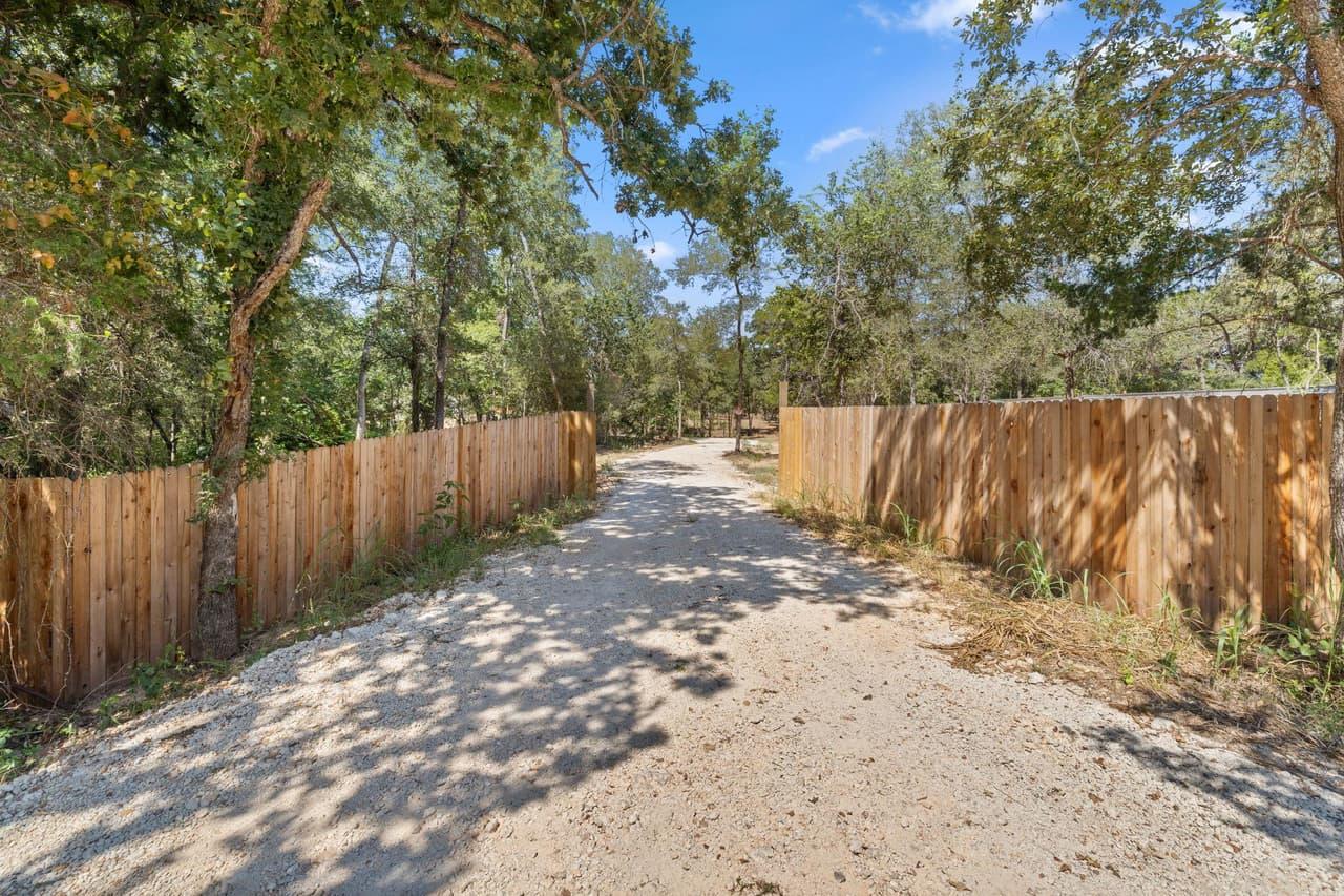 215  Sayers Dr photo 5