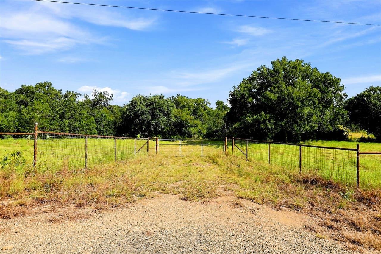 3560  County Road 236 None photo 6