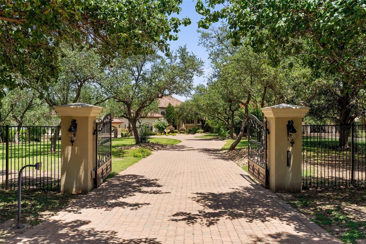 2901  Cliff Pt photo 6