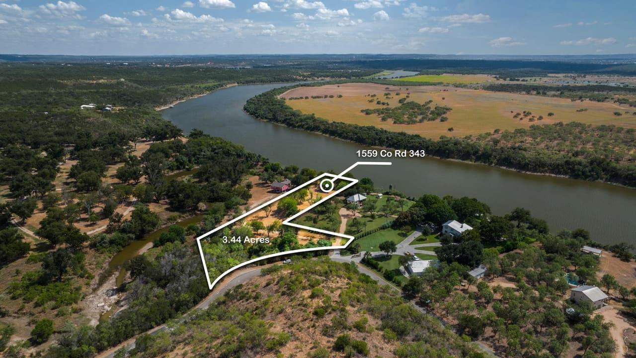 1557  County Road 343 None photo 4