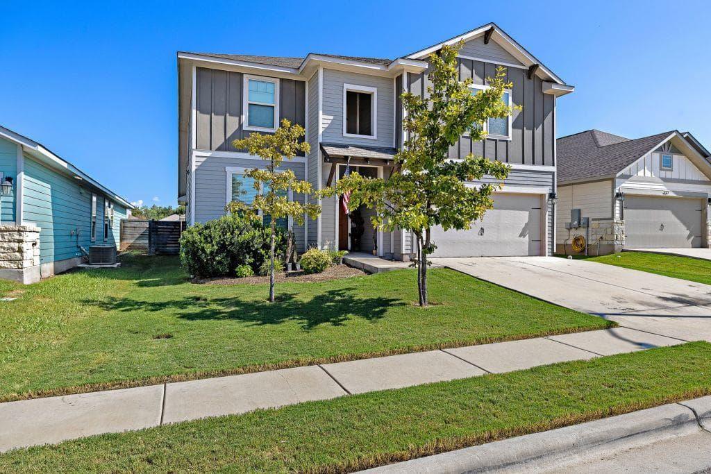 233  Trellis Blvd photo 3