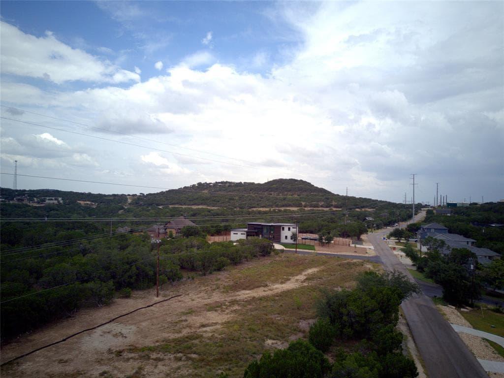 6801  Cedar Ridge Cir