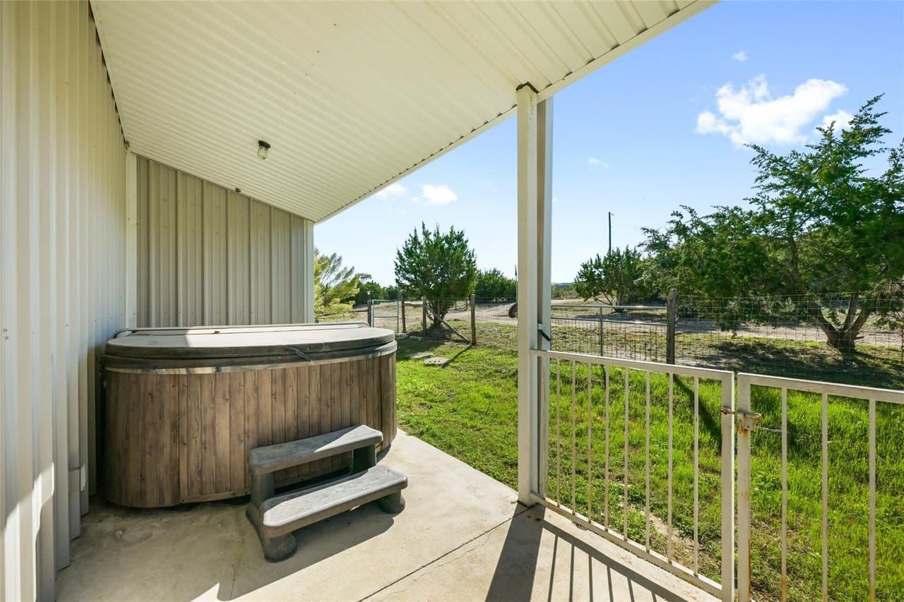 1101  Roy Creek Trl photo 4