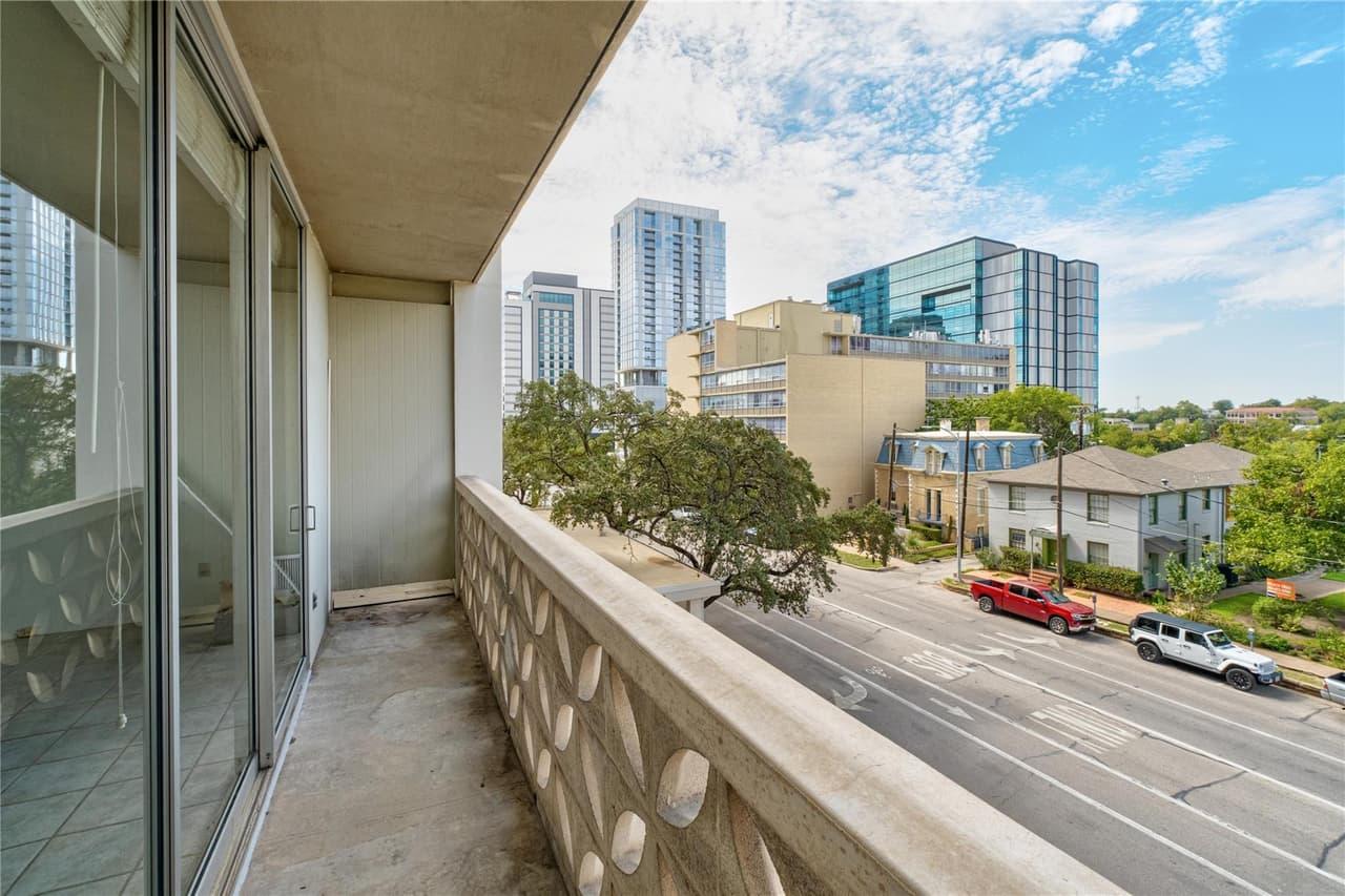 1801  Lavaca St  #3B photo 2