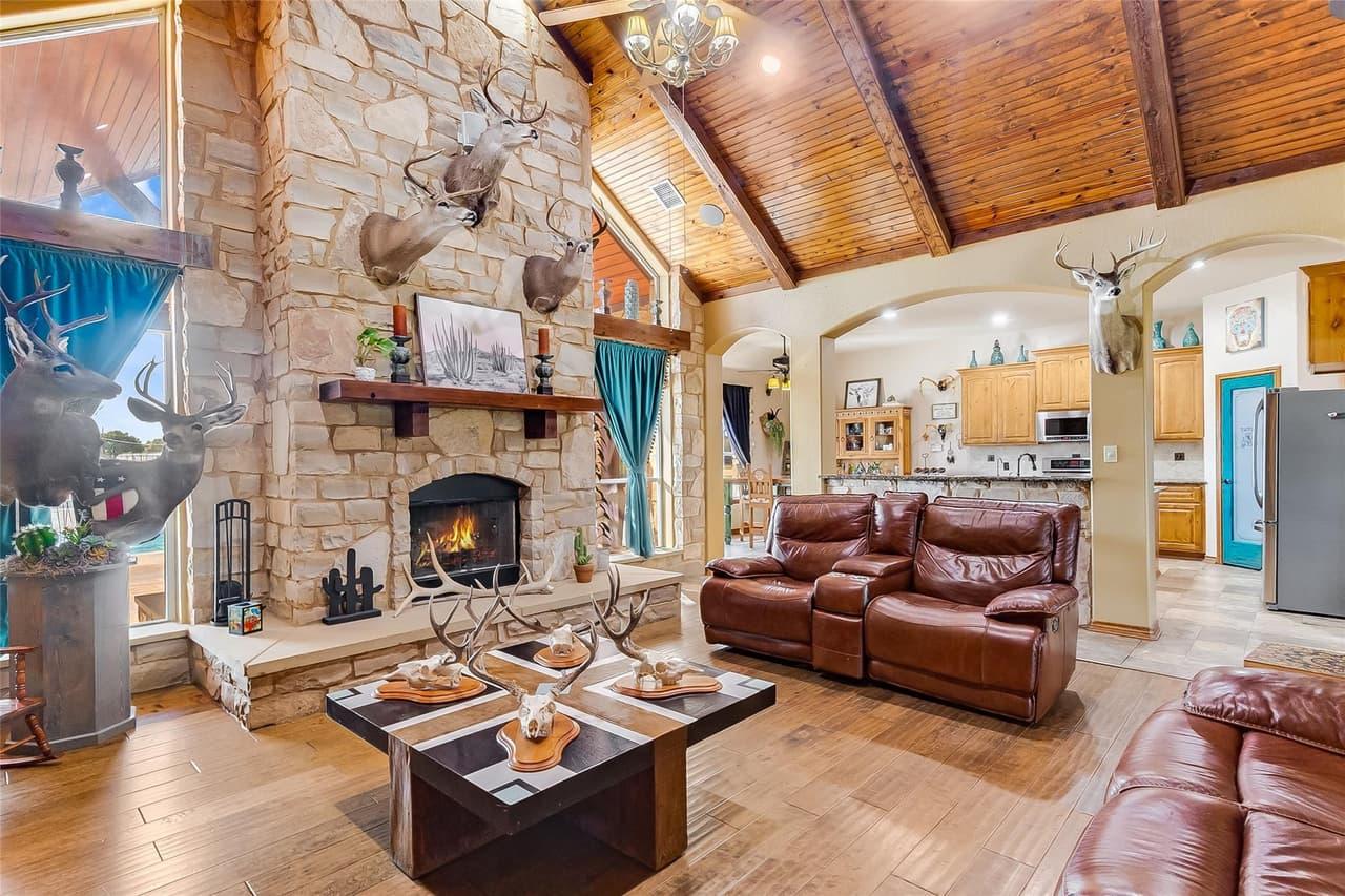 106  Deep Lake Dr photo 5