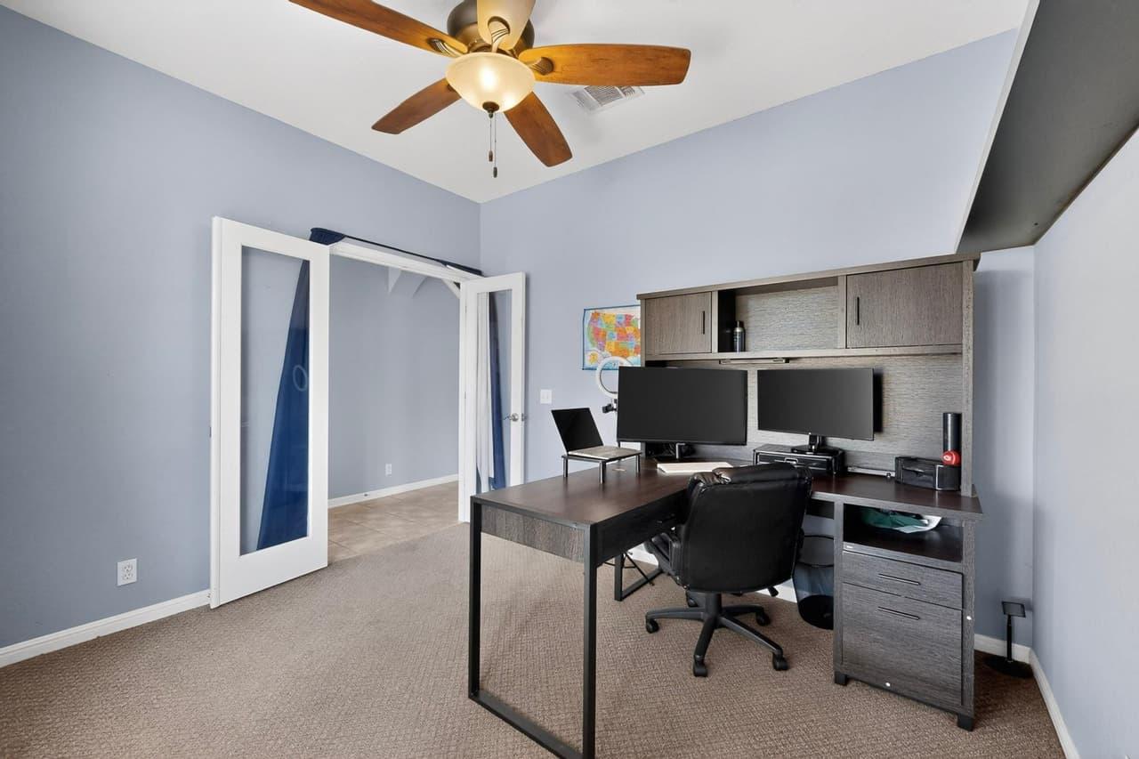 19121  Mangan Way photo 5