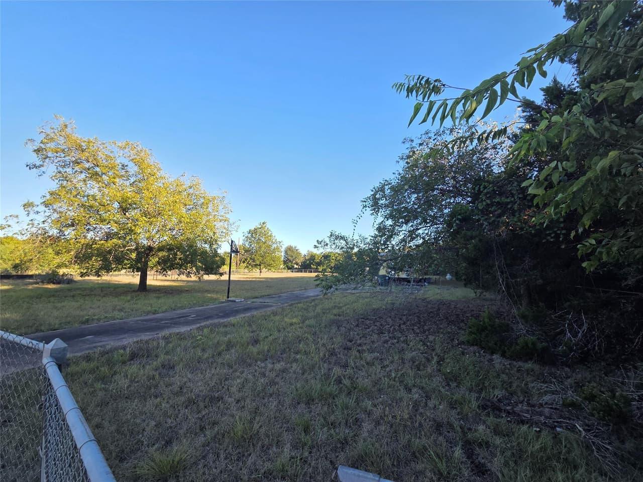 1002  Bonita Verde Dr photo 4