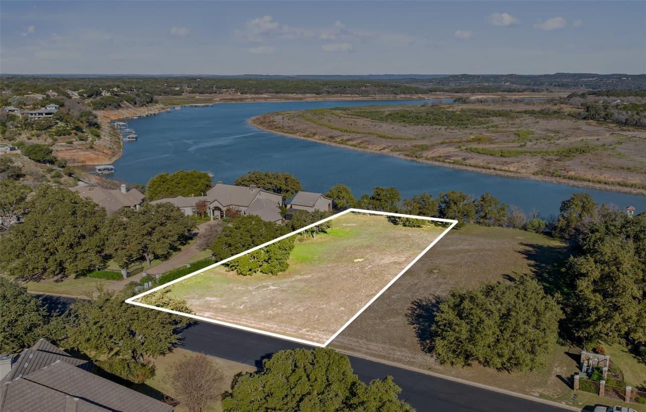 26216  Countryside Dr photo 4