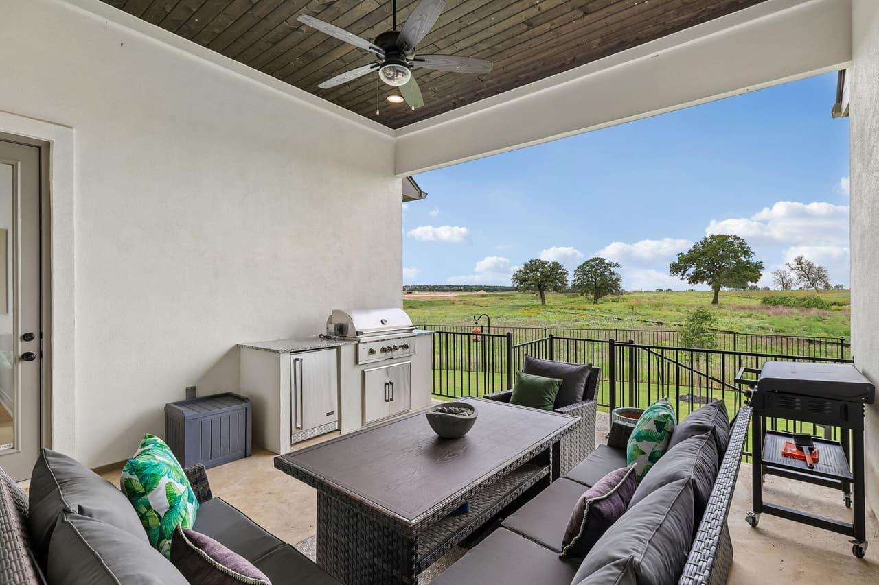130  Firethorn Loop photo 4