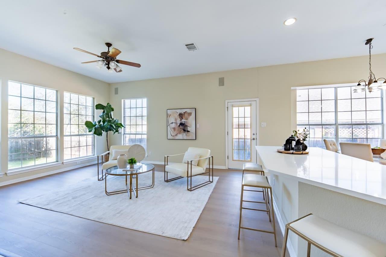 10204  Andora Dr photo 3