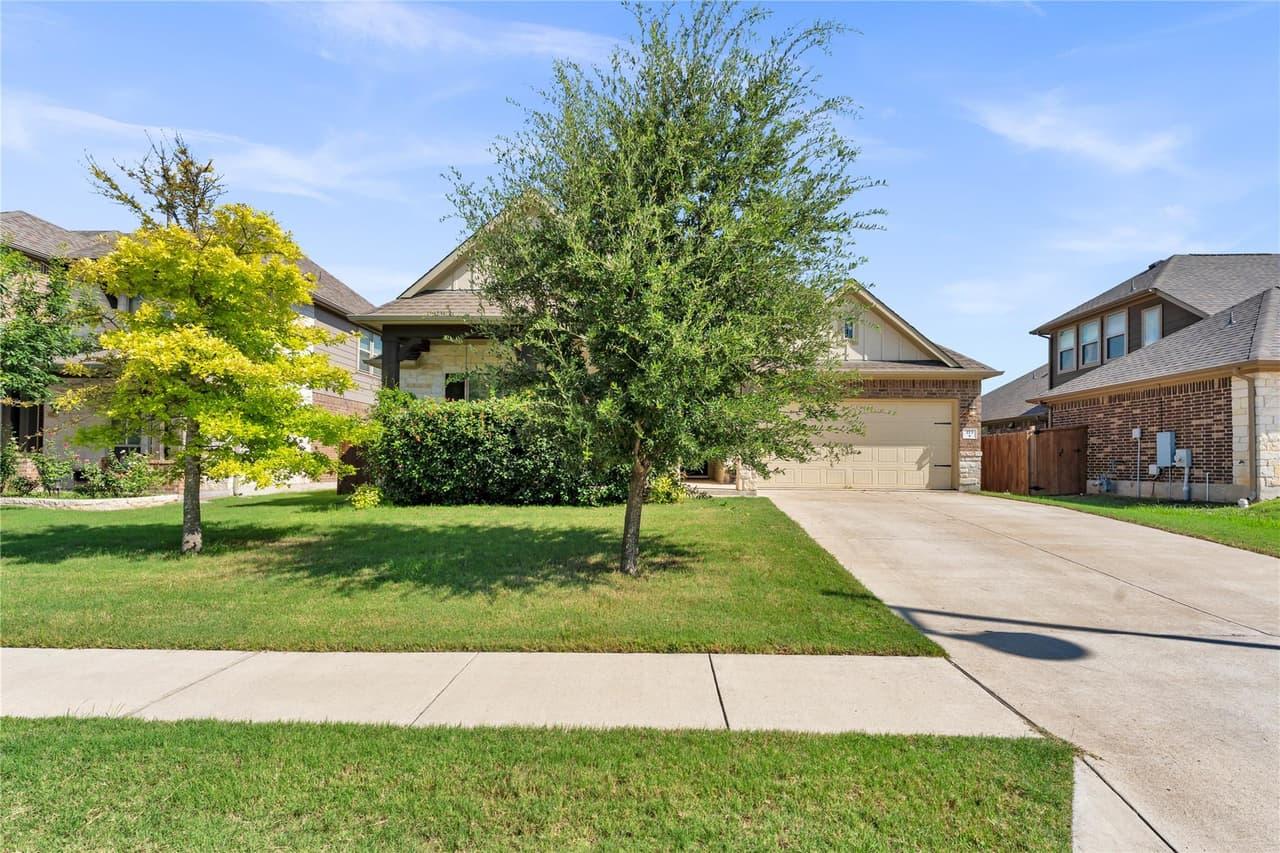 113  Mindy Way photo 3