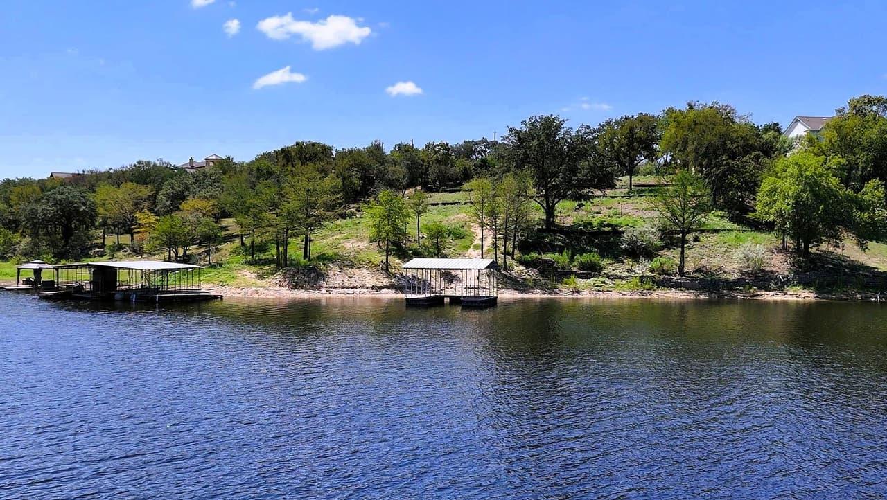 1015-1017  Lake Shore Lot 72&73 Dr photo 4