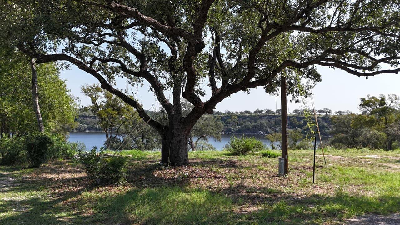 1015-1017  Lake Shore Lot 72&73 Dr photo 6