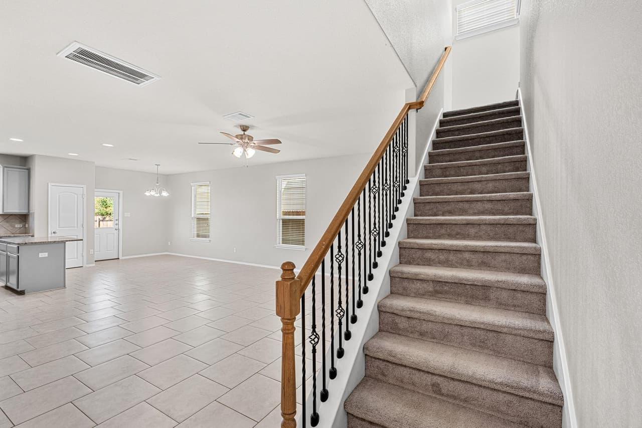 108  Normal School Way photo 5