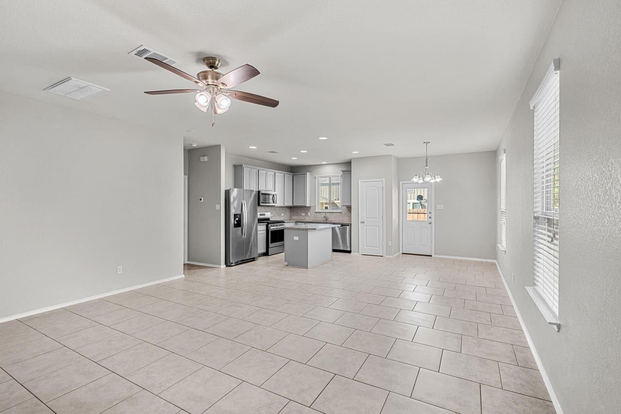 108  Normal School Way photo 6