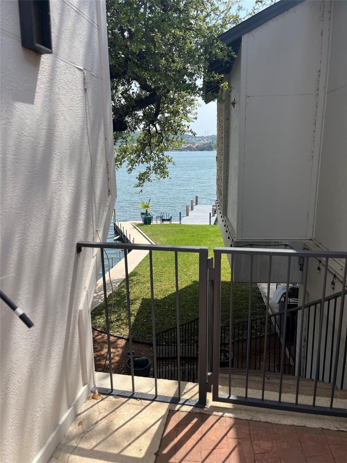 103  Island Dr  #8 photo 3
