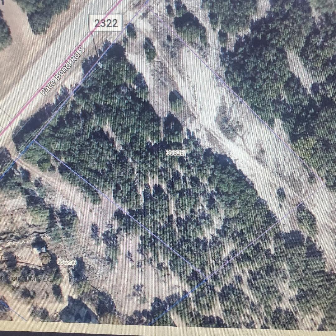 2303  Pace Bend Rd S photo 3