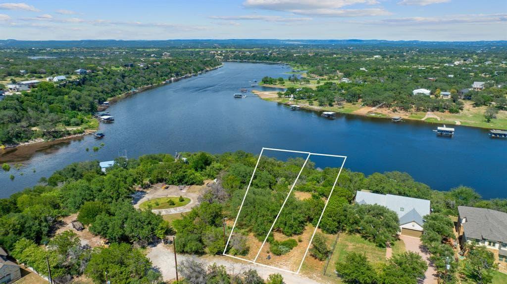 509, 513  Nomad Dr photo 4