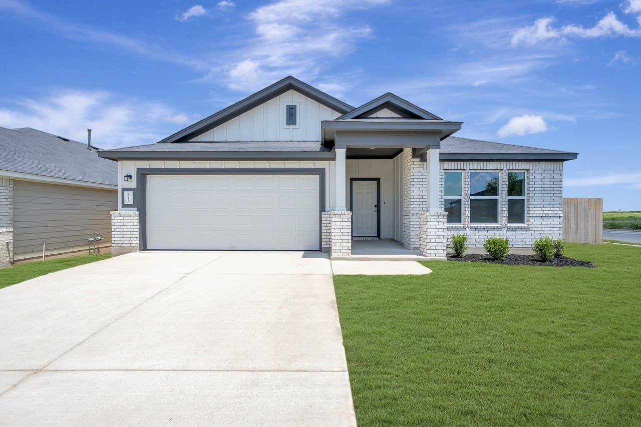 10116  Majestic Hawk Way