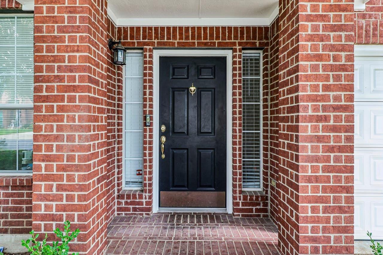 409  Keenland Dr photo 2
