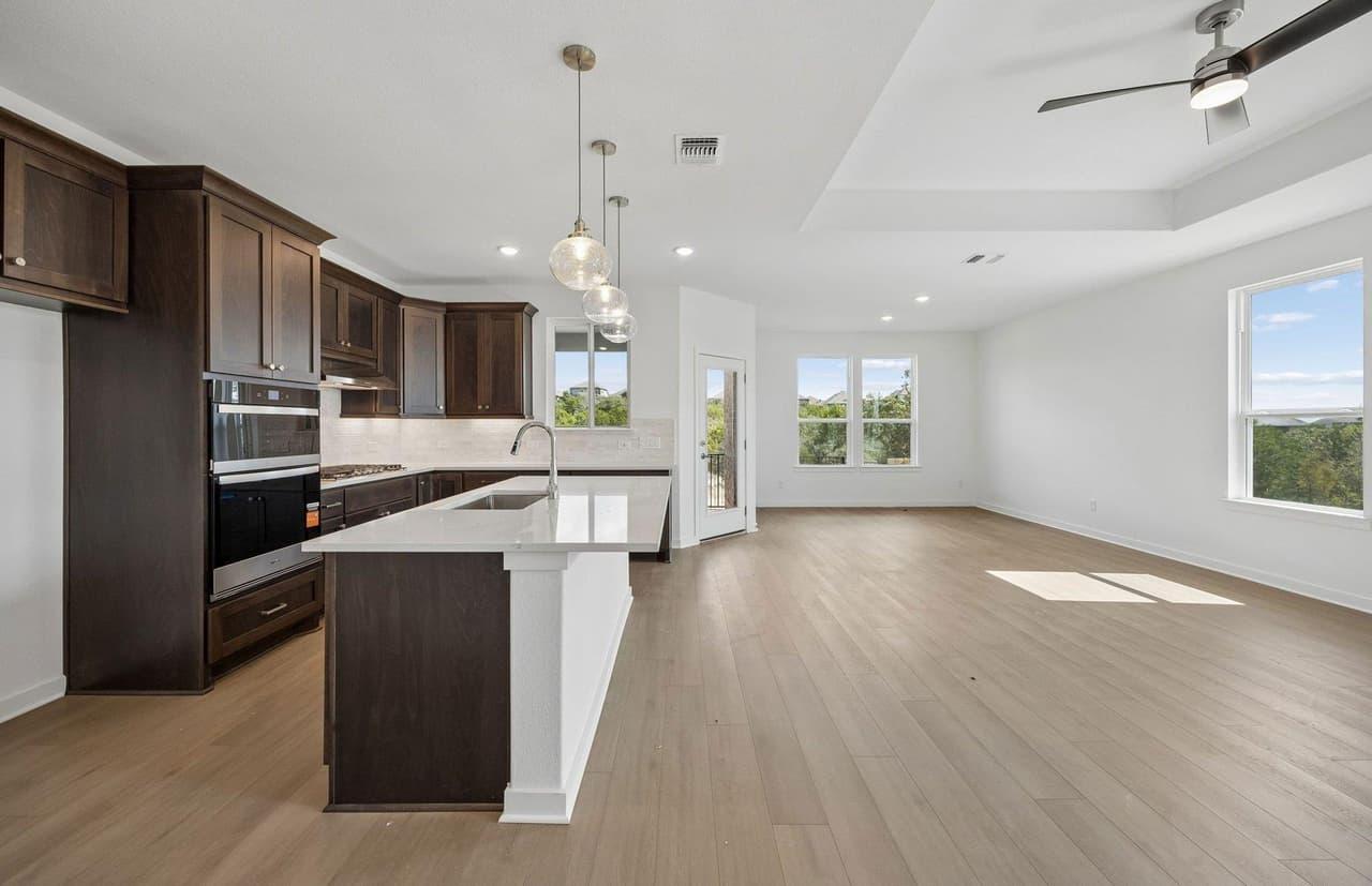 201  Serenity Hills Dr photo 4
