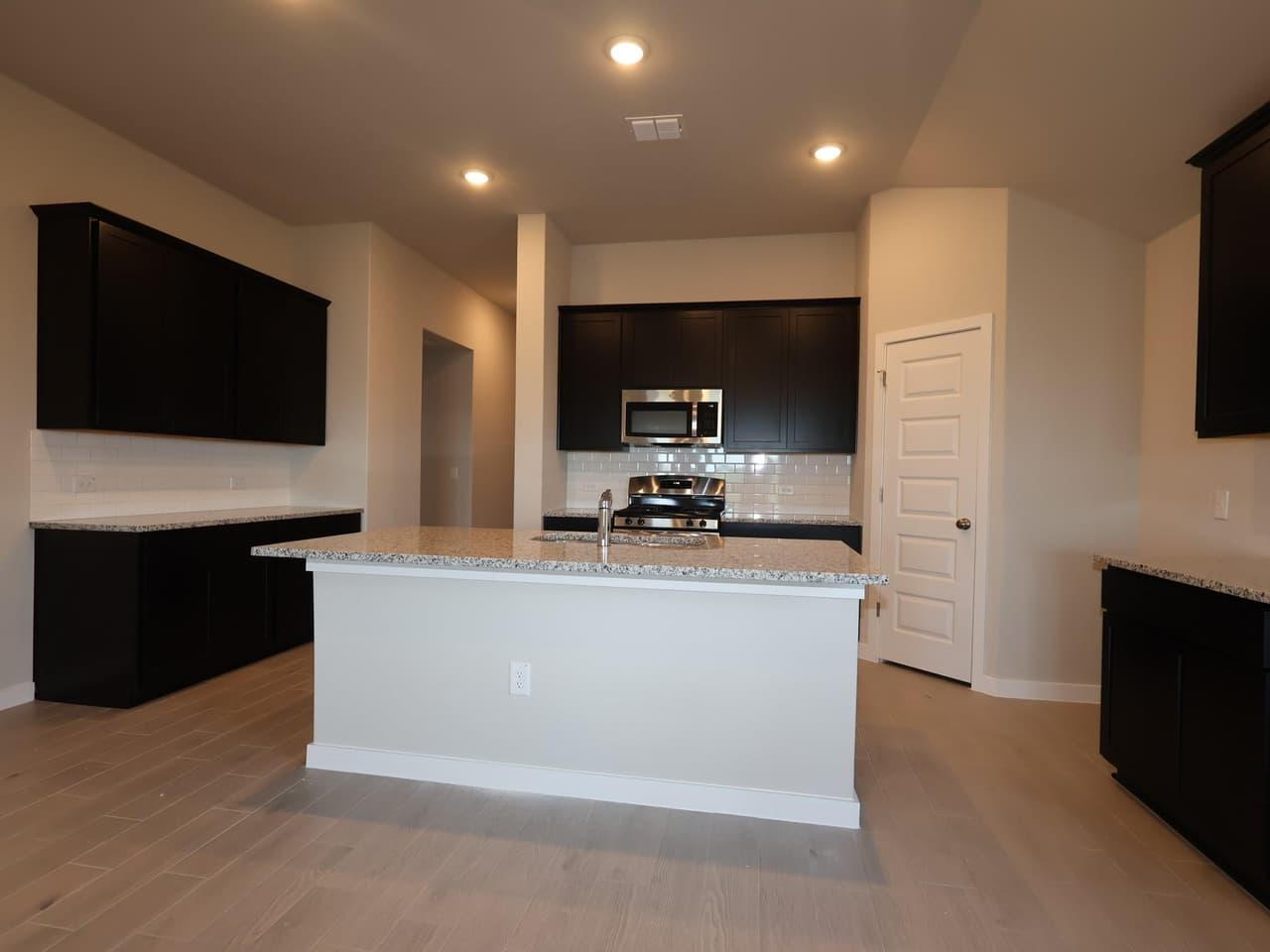 12312  Setting Peak Ln photo 6
