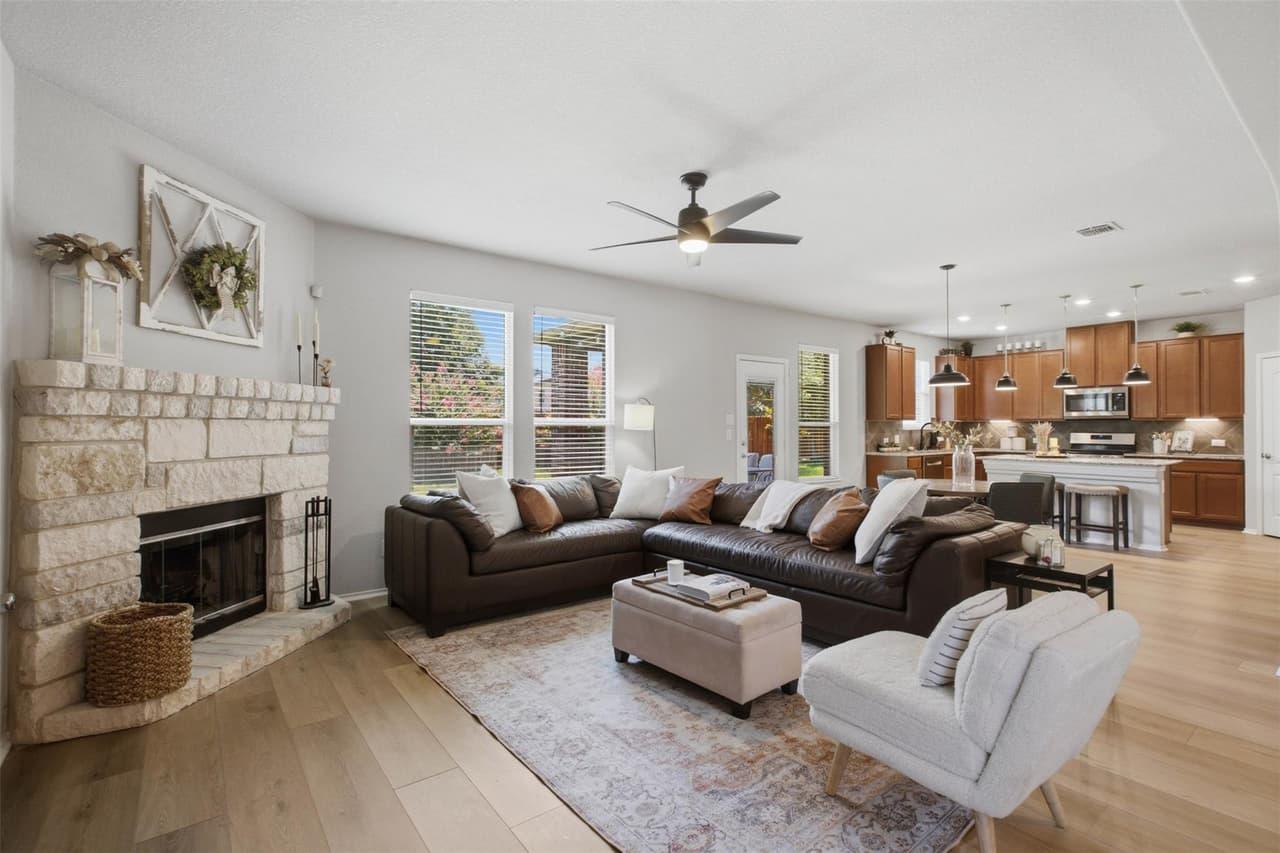 3012  Freeman Park Dr photo 5