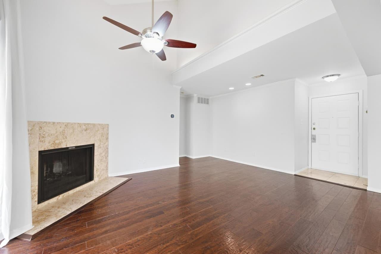 8888  Tallwood Dr  #1306 photo 4
