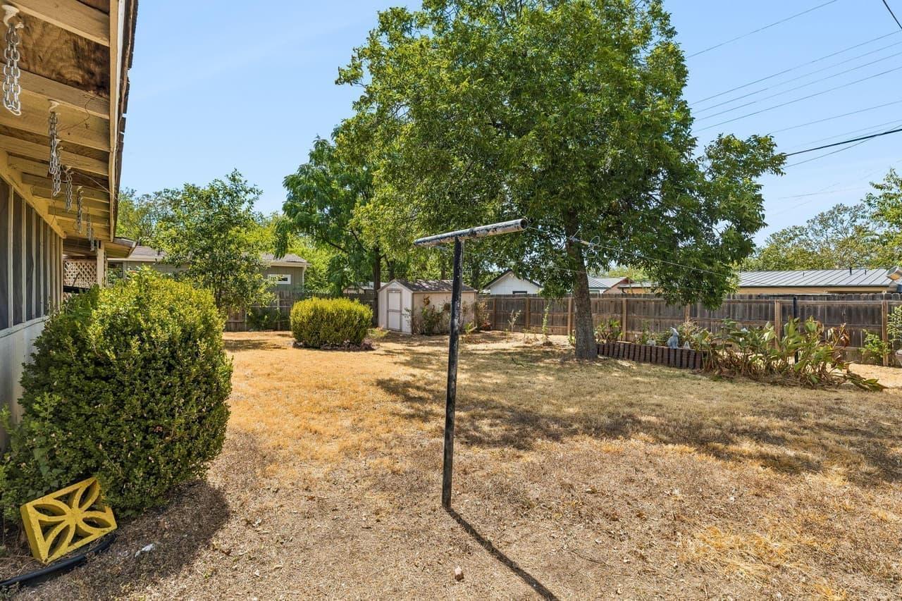 6904  Miranda Dr photo 6