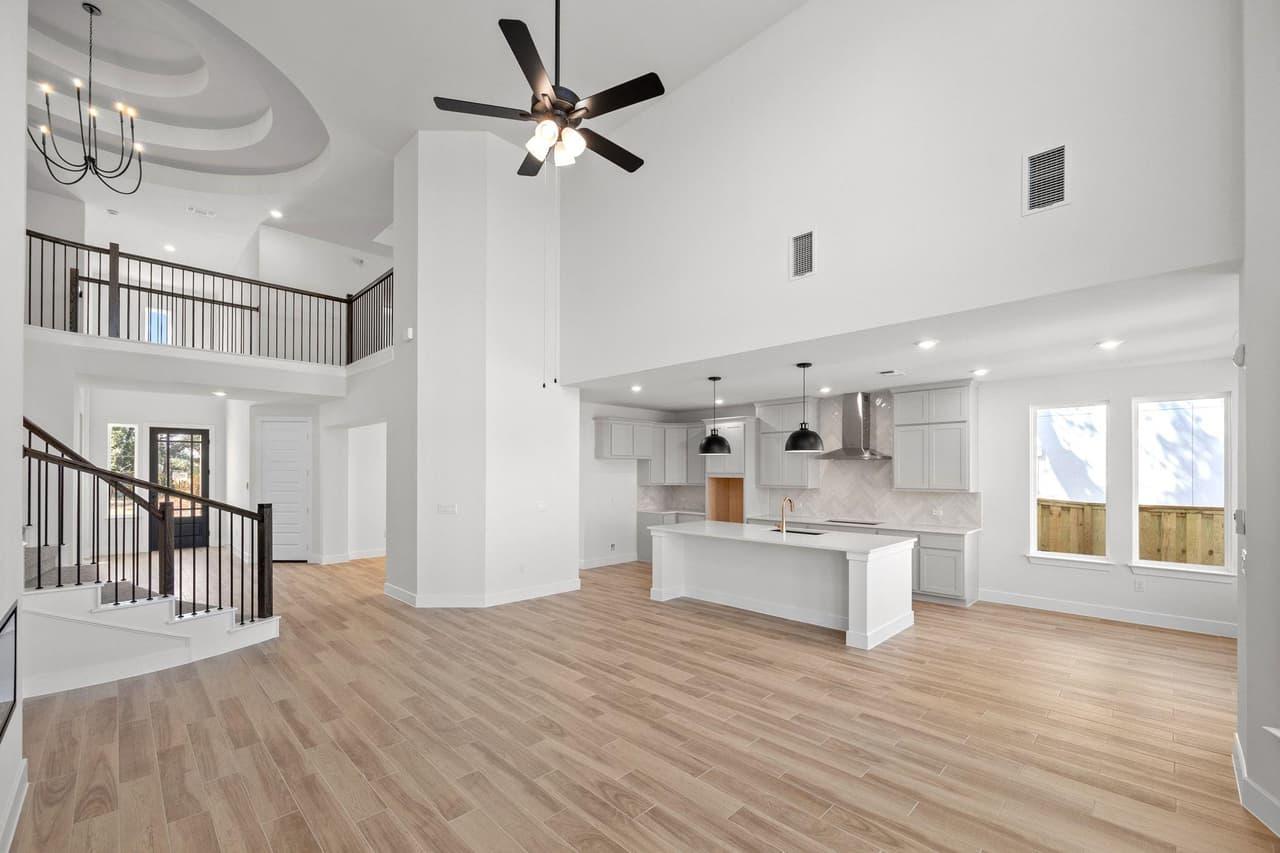 109  Buckaroo Dr photo 3