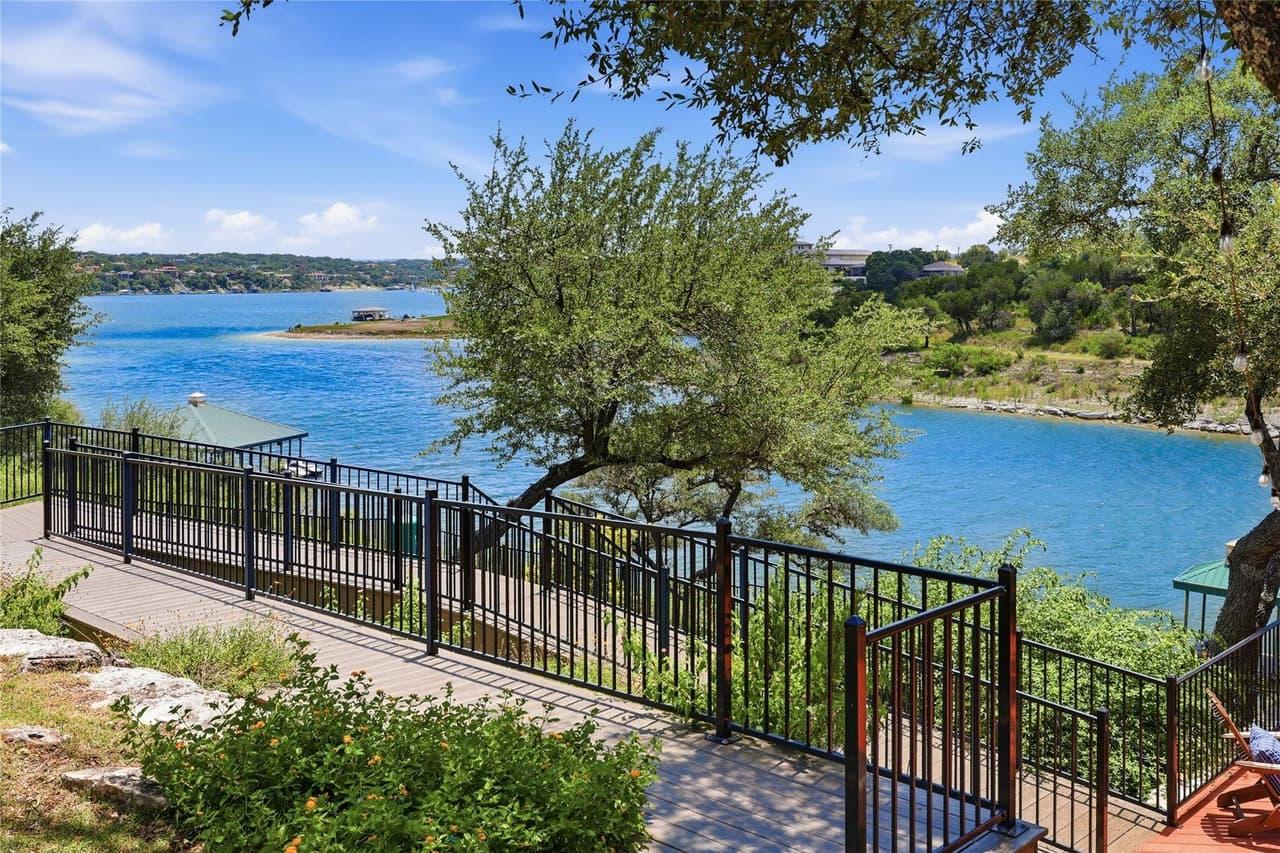 1307  Osprey Ridge Loop